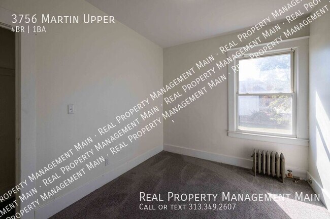 Building Photo - 3756 Martin St
