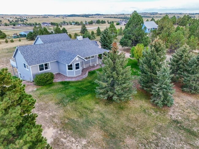 Building Photo - Peaceful Country 4 Bed, 3 Bath Home in Eli...