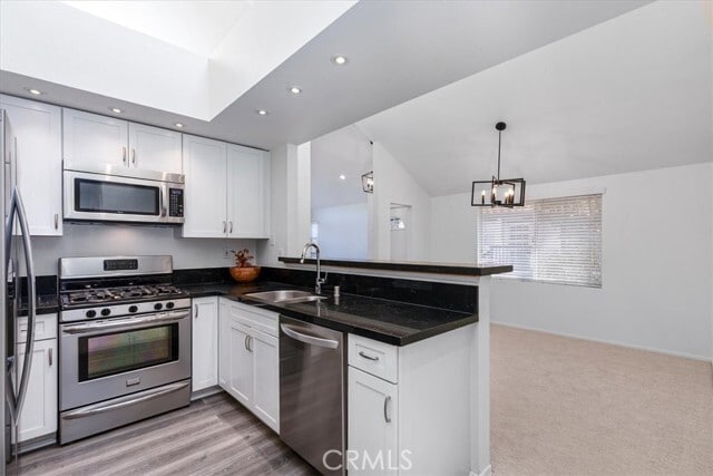 Building Photo - 37 Lobelia