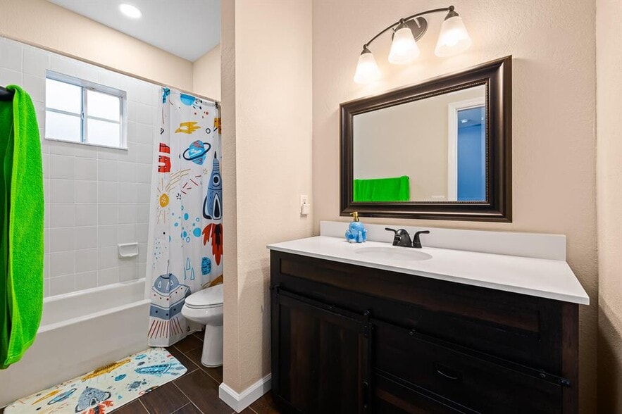 Building Photo - 8313 Santa Monica Ter