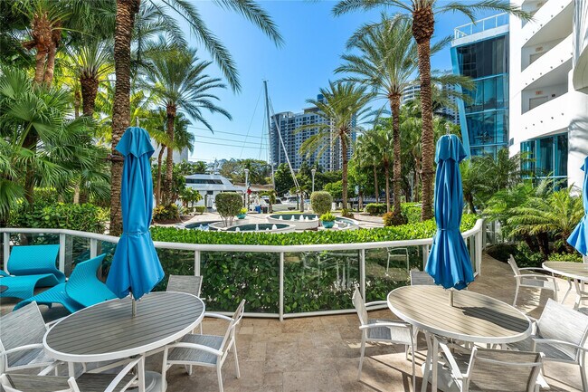 Building Photo - 333 Las Olas Way