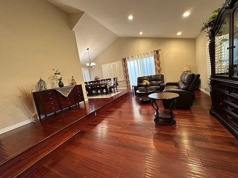 Building Photo - 11 Deerwood E