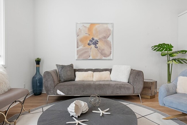 Building Photo - 408 Treble: Modern 4BR + Loft in Great Park, Irvine