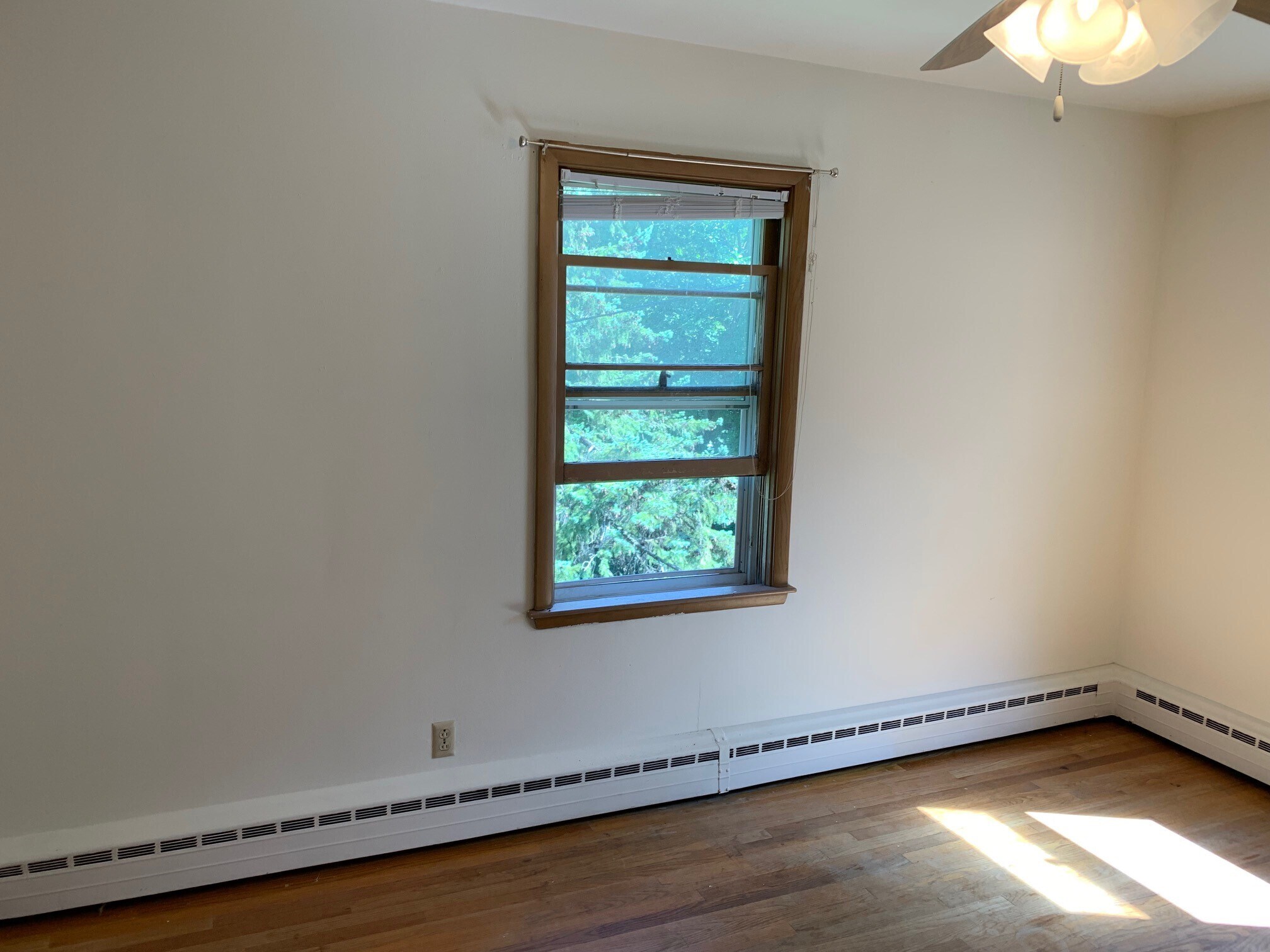 Building Photo - 1126 Vilas Ave