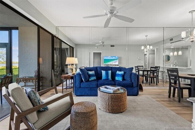 Primary Photo - 6082 SE Landing Way