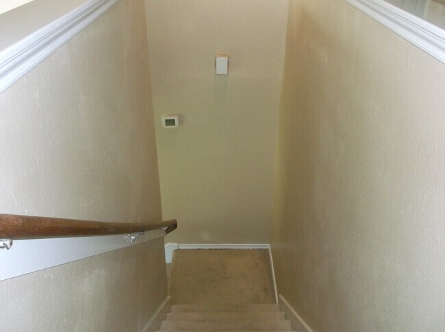 Building Photo - 16107 Sandy Path Ln