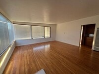 Building Photo - LSMCW421