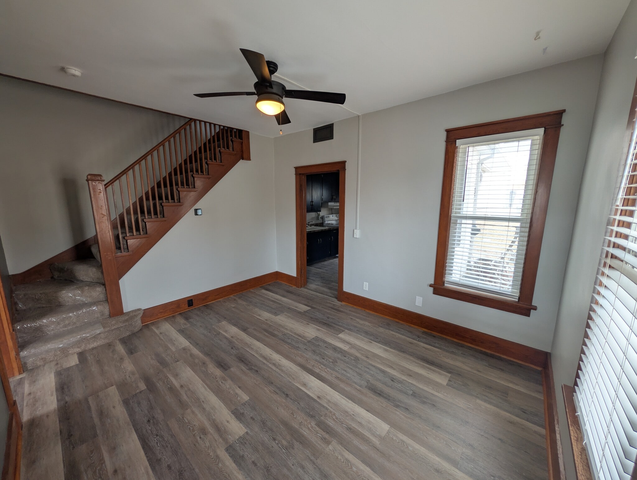 Building Photo - 1865 Grace St