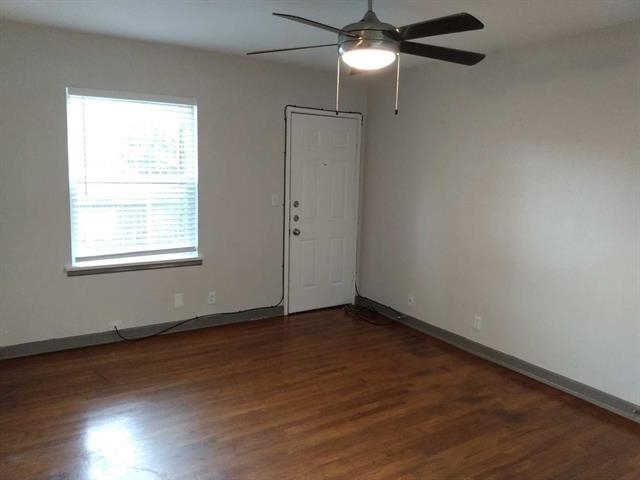 Building Photo - 4738 El Campo Ave