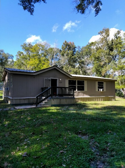 Primary Photo - 15509 Parret Ln