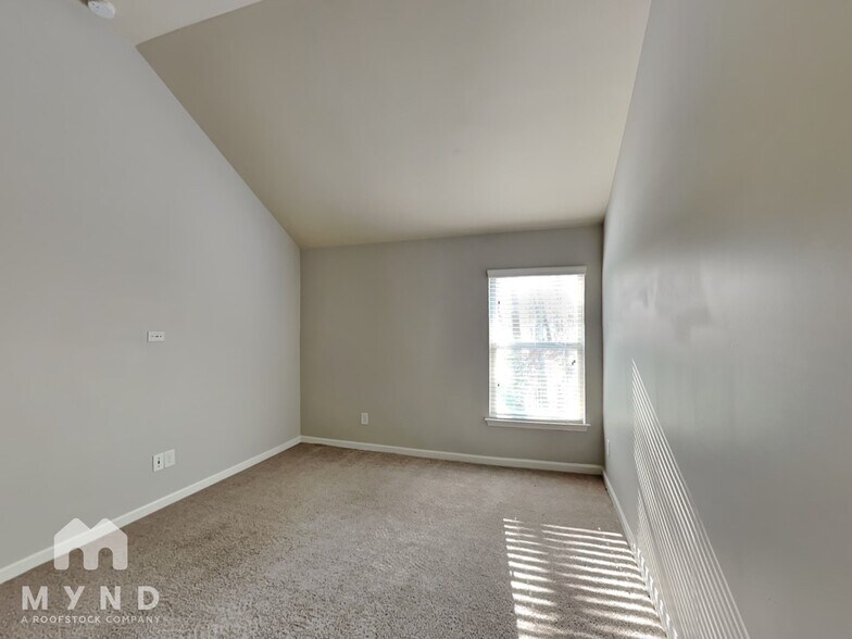 Building Photo - 1576 Pressley Ln