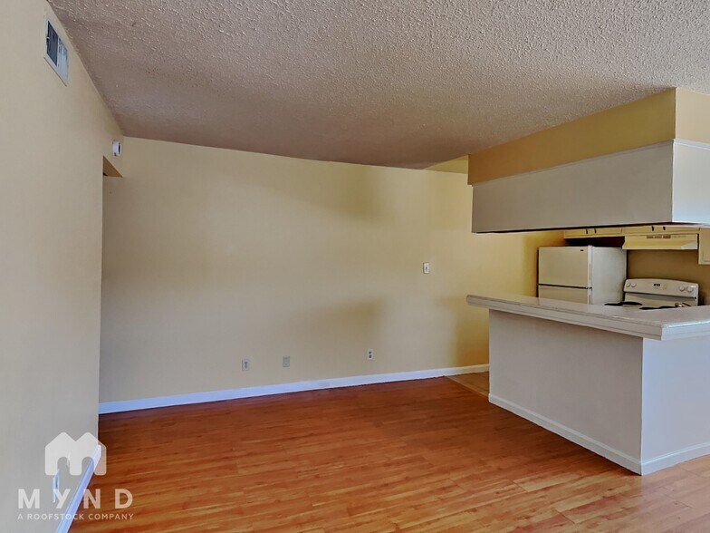 Building Photo - 4137 Apostolo Cir