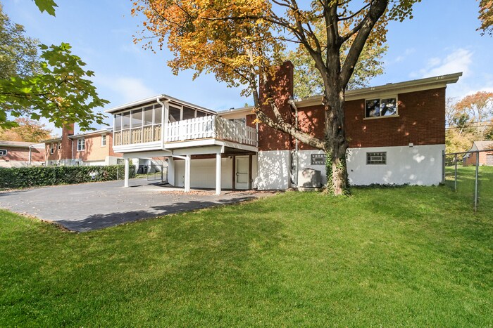 Building Photo - 1007 Pineknot Dr
