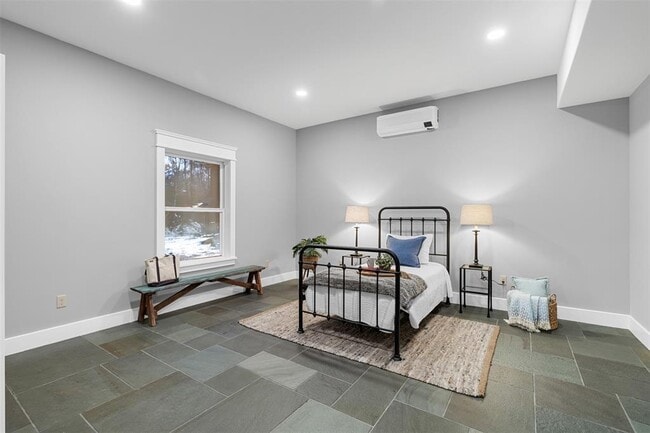 Building Photo - 4390 NY-32