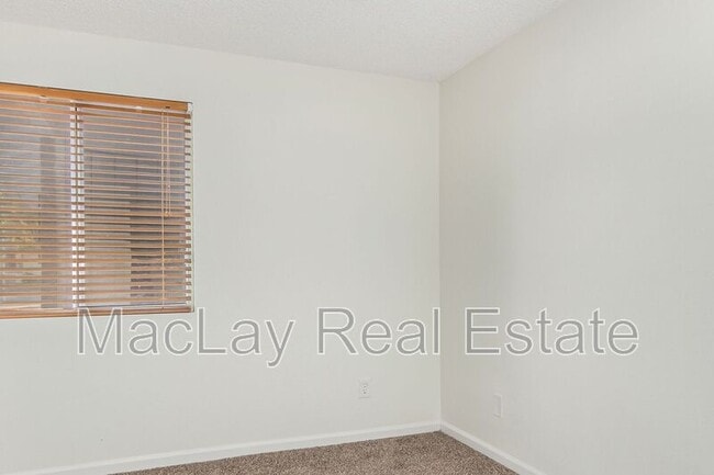 Building Photo - 4902 W Joyce Cir