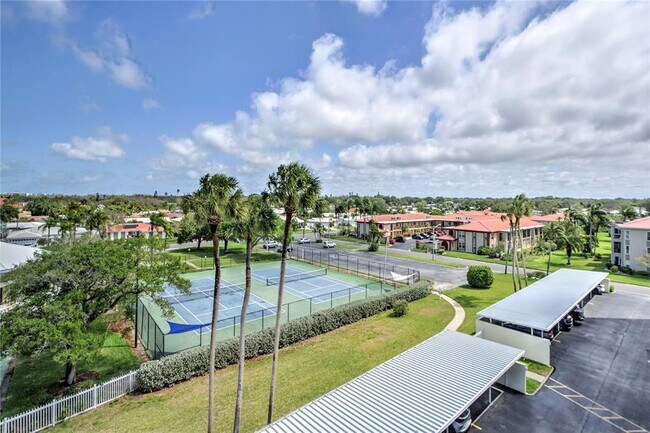 Building Photo - 10216 Regal Dr