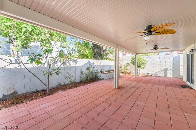 Building Photo - 9346 Coral Berry St