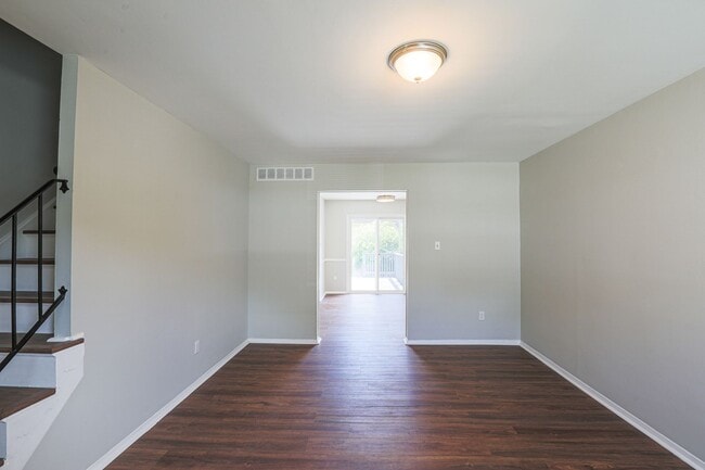 Building Photo - 11 Pawleys Ct