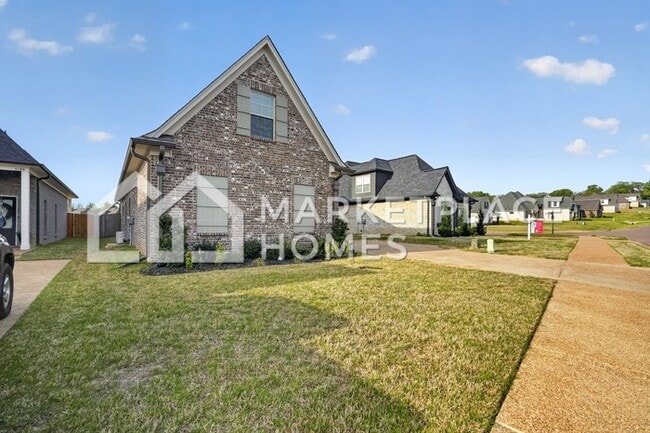 Building Photo - 5185 Watson Vw Dr