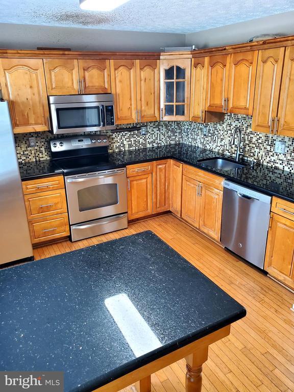 Building Photo - 9575 Donnan Castle Ct