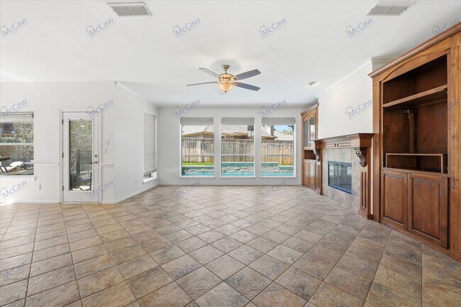 Building Photo - 2701 Stone Creek Dr