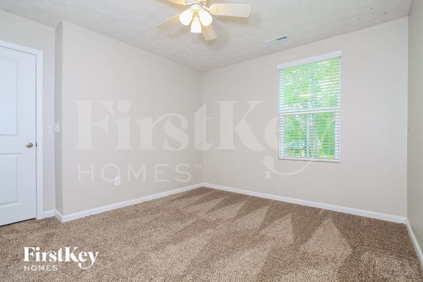 Building Photo - 1500 Winwood Dr