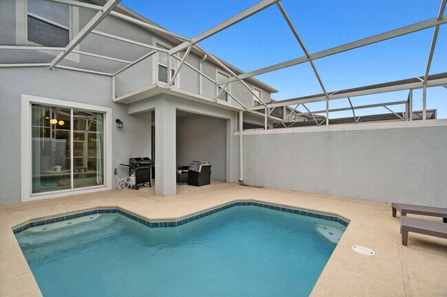 Building Photo - 1074 Splash Shot Pl