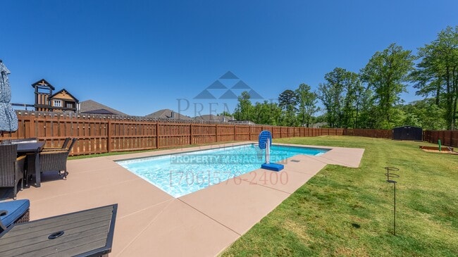 Building Photo - 6897 Omaha Dr