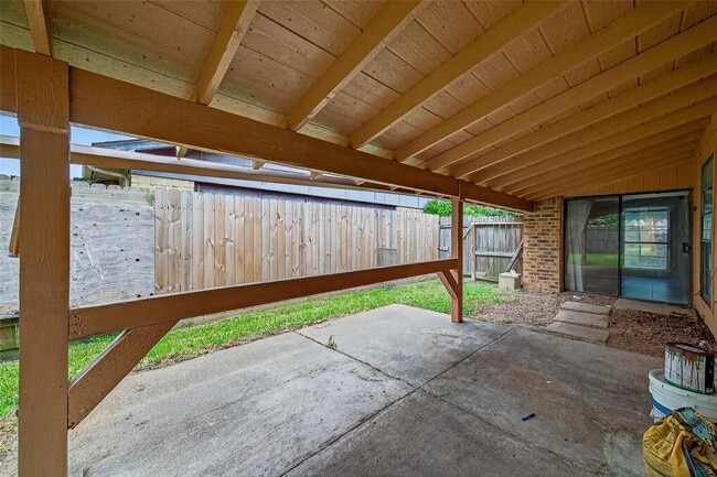 Building Photo - 15815 Ironside Creek Dr