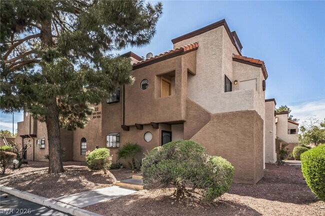 Building Photo - 2978 Juniper Hills Blvd