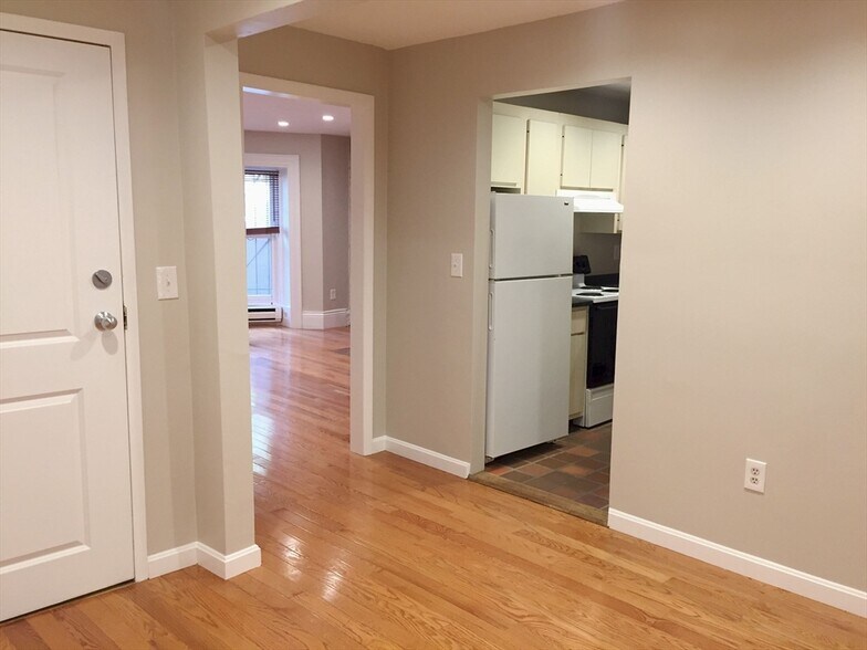 Building Photo - 3 Worcester Sq