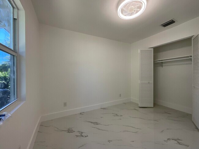 Building Photo - 700 Tallapoosa St