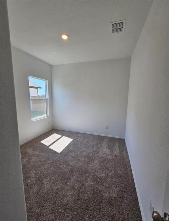 Building Photo - 511 Halfmoon Dr