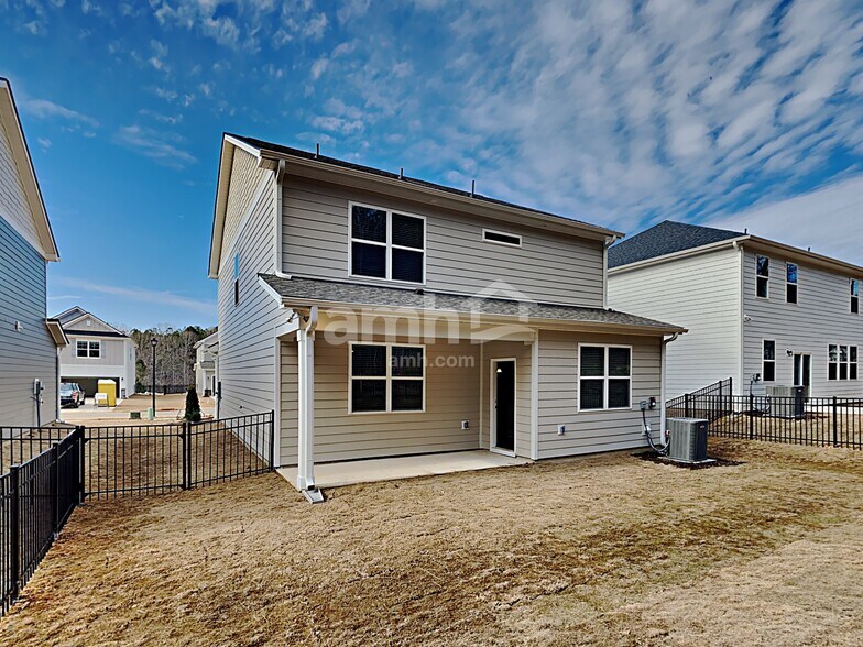 Building Photo - 3283 Oakfields Rd