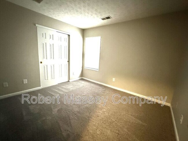 Building Photo - 7042 Shanty Creek Dr