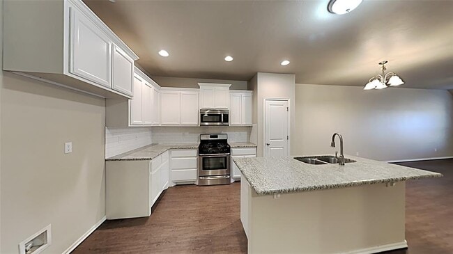 Building Photo - 11201 Coachmans Rd