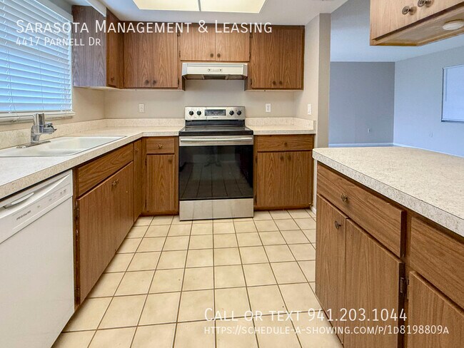 Building Photo - 4417 Parnell Dr