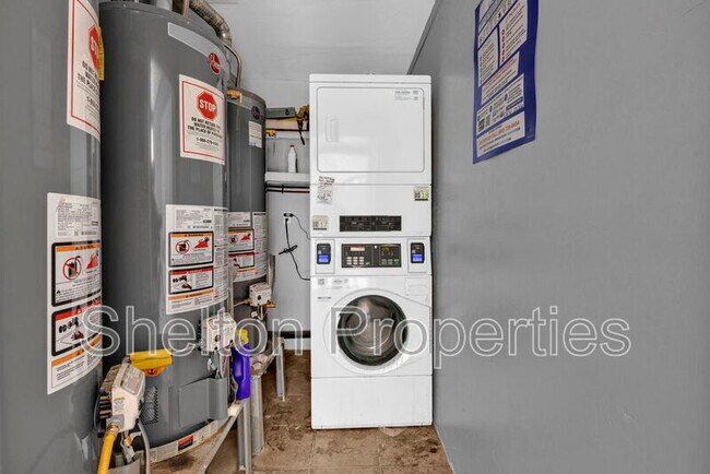 Building Photo - 6022 S 3rd St