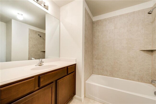Building Photo - 9425 Bald Cypress St