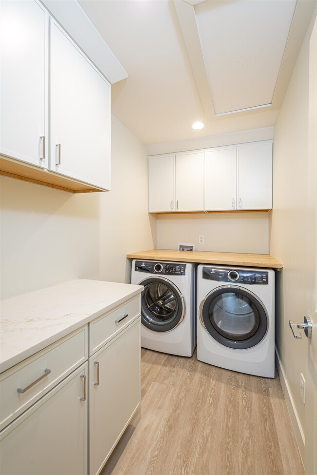 Building Photo - 2599 A1A S
