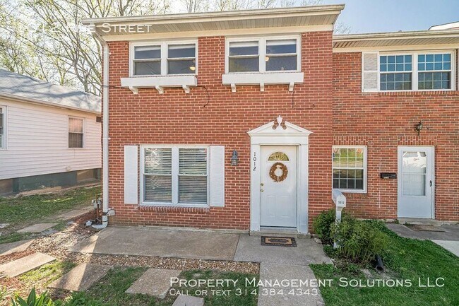 Primary Photo - 1012 Pine St
