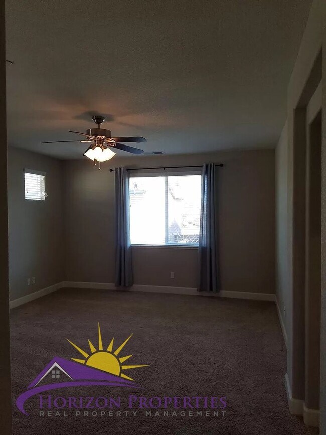 Building Photo - Spacious 5 Bed 4 Bath 3 Car Garage 2,980 Sq. Ft. Fiddyment Ranch Home in Roseville