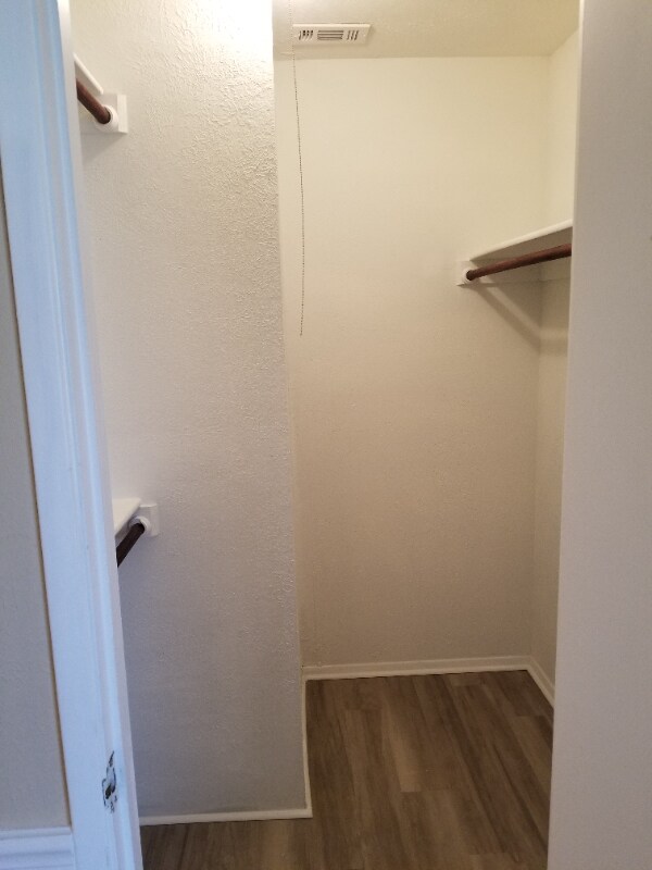 Building Photo - 5725 Baker Dr