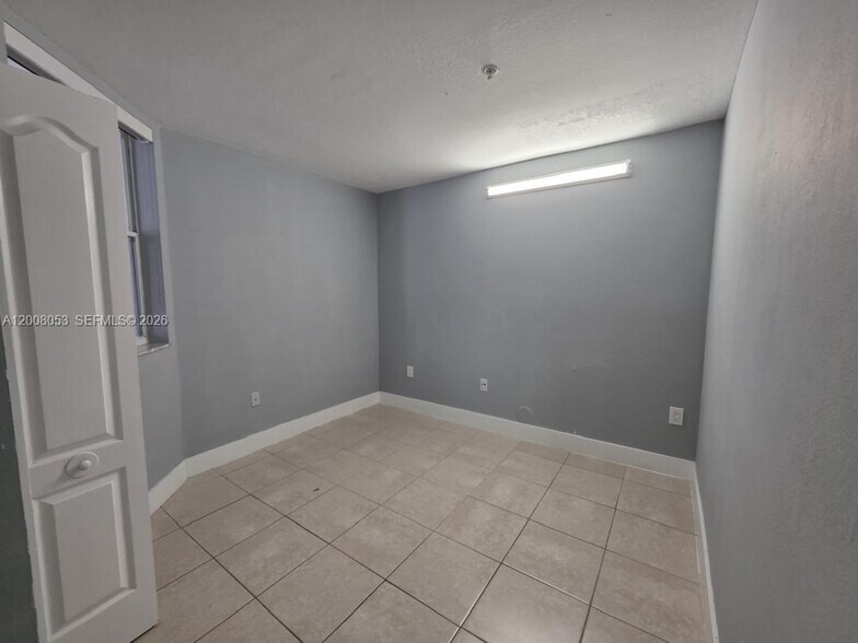 Building Photo - 8874 W Flagler St