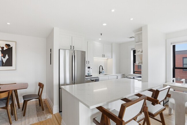 Building Photo - 390 Commonwealth Ave