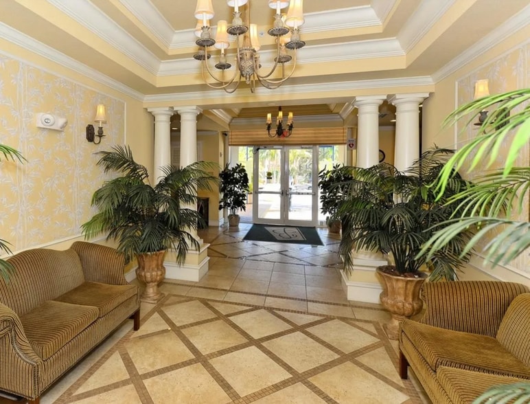 Luxurious Building Entrance - 1064 N Tamiami Trl