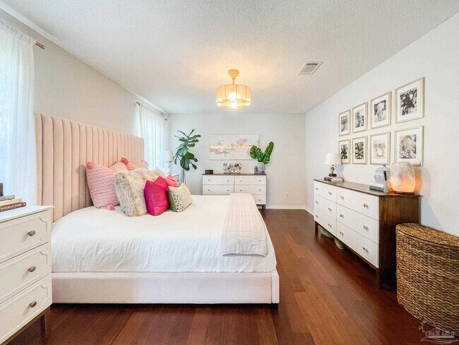 Building Photo - 1216 Benning Pl