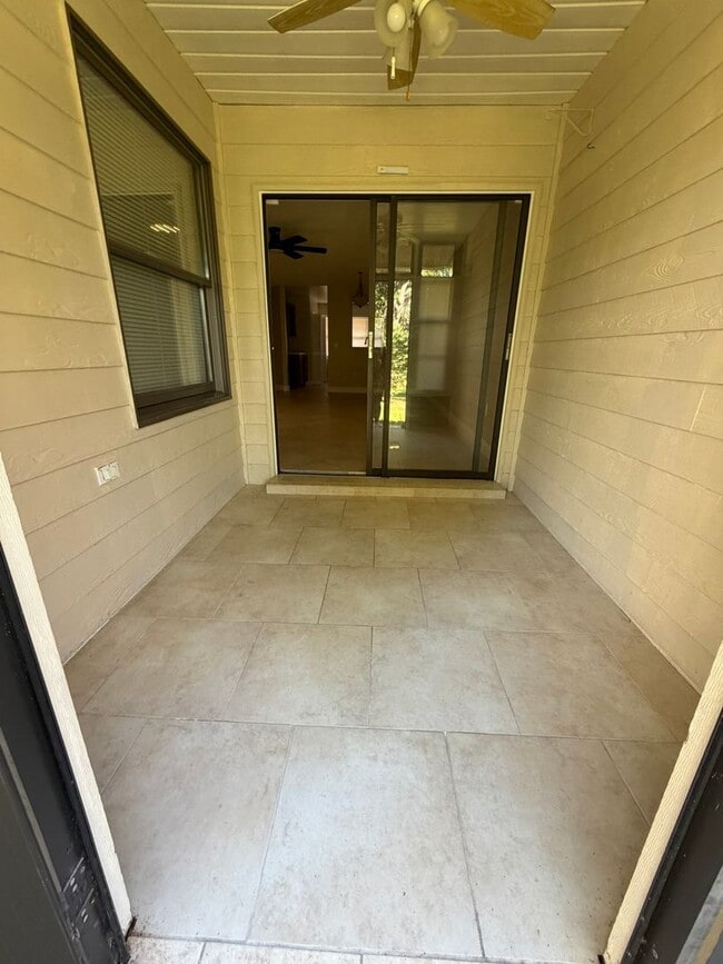 Building Photo - 2 Bed 2 Bath in St Cloud for Rent