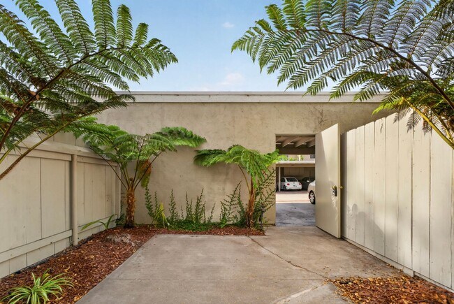 Building Photo - 7966 Camino Kiosco