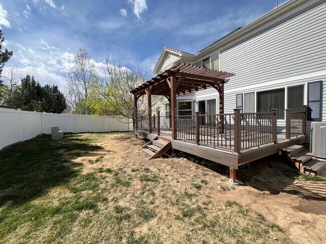 Building Photo - 18744 Burlington Pl